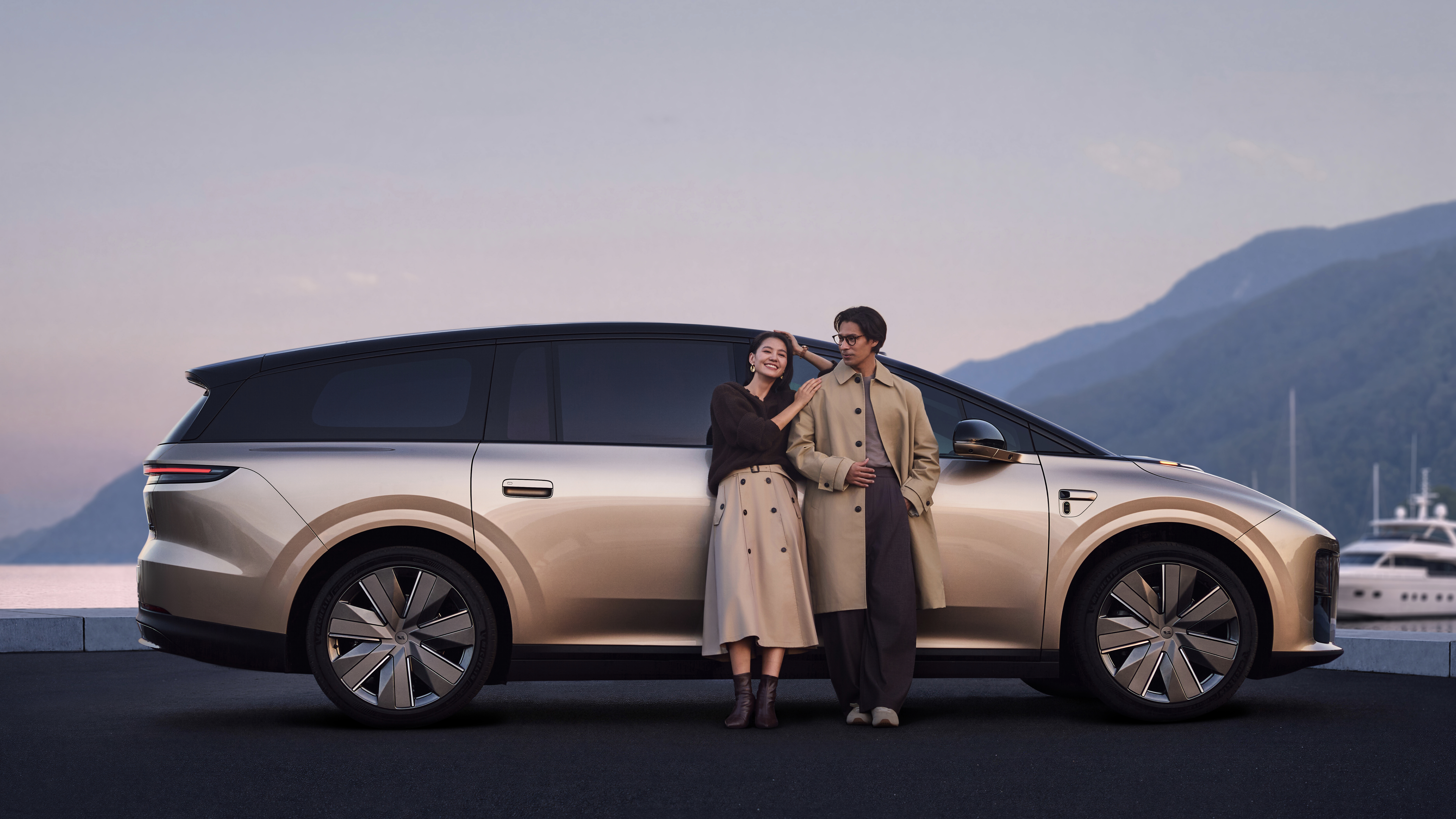 理想汽车正式发布新形态家庭旗舰SUV——全新理想i9(图1) 理想汽车正式发布新形态家庭旗舰SUV——全新理想i9(图1)