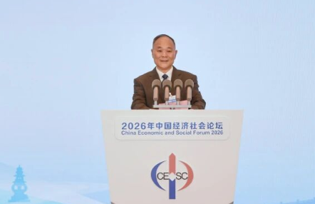 李书福呼吁共创开放协同的产业未来