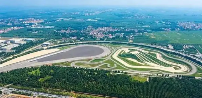 魏建军重访欧洲:考察豪车制造,长城汽车出海更看重技术与服务(图5) 魏建军重访欧洲:考察豪车制造,长城汽车出海更看重技术与服务(图5)